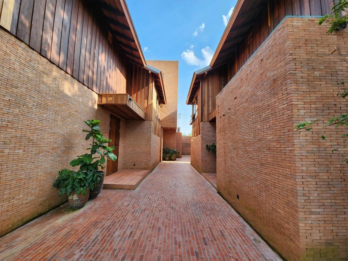 Athita The Hidden Court Chiang Saen Boutique Hotel Sha Plus Certified Csiangraj Kültér fotó